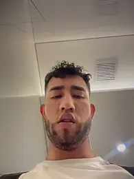 liam_bronw stripchat stream image, 30.04.2026 18:00