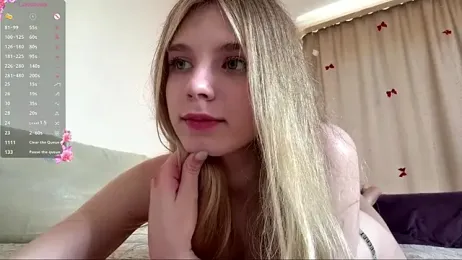 FruityXo stripchat stream image, 11.05.2026 03:10