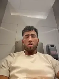 liam_bronw stripchat stream image, 11.05.2026 17:30