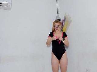 cloe-world1 camsoda stream image, 13.05.2026 01:10