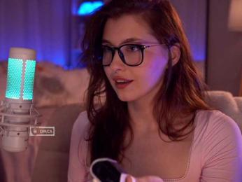 HoneyCherry bongacams stream image, 14.05.2026 19:20
