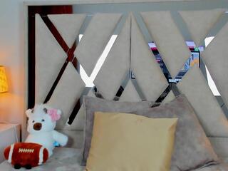 Nicol Miler flirt4free stream image, 30.08.2026 19:00