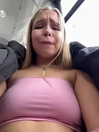 Liza_risky stripchat stream image, 21.03.2025 08:20