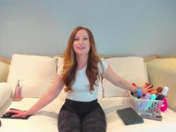 eatmygingersnapps chaturbate stream image, 25.03.2025 14:00