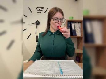Brenda_KiSKA bongacams stream image, 26.03.2025 04:40