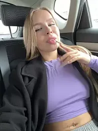 Liza_risky stripchat stream image, 28.03.2025 08:00