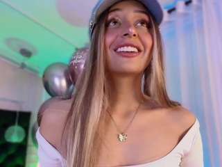 sofly-s camsoda stream image, 02.04.2025 12:00