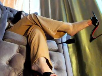 LadyLeather bongacams stream image, 27.04.2025 15:50