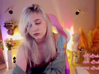HoneyCherry bongacams stream image, 27.04.2025 17:20