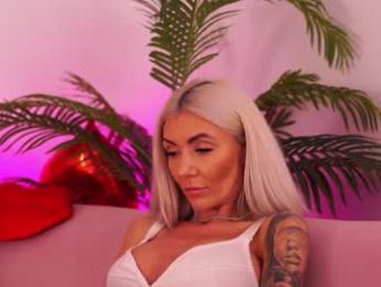 therealfallingangel chaturbate stream image, 01.05.2025 04:50