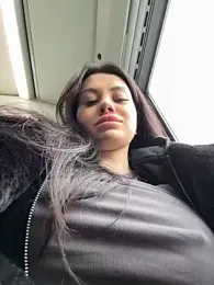 Wet__Bunny stripchat stream image