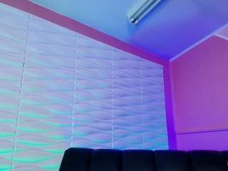 sofly-s camsoda stream image, 17.05.2025 13:30